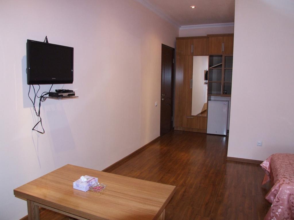 Hotel Central Jermuk Rum bild