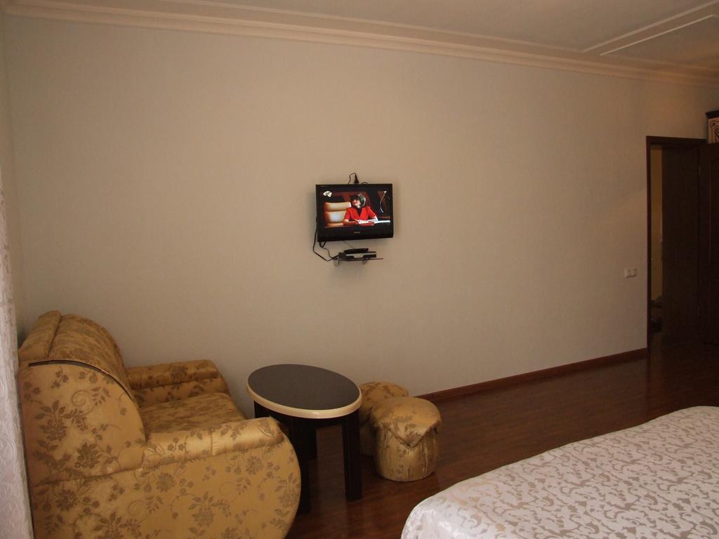 Hotel Central Jermuk Rum bild