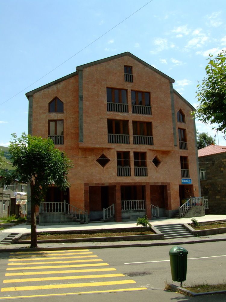 Hotel Central Jermuk Exteriör bild
